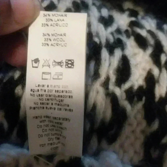 Anthropologie Veroalfie Martuchi Tasseled Loose Knit Sweater - Picture 11 of 11